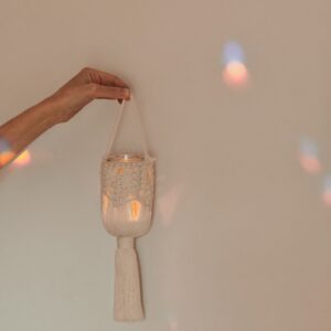 Farolillo de Macramé con Bote Reciclado